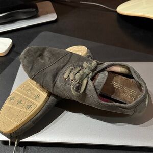 TOMS Men's Olive Sz.10.5
